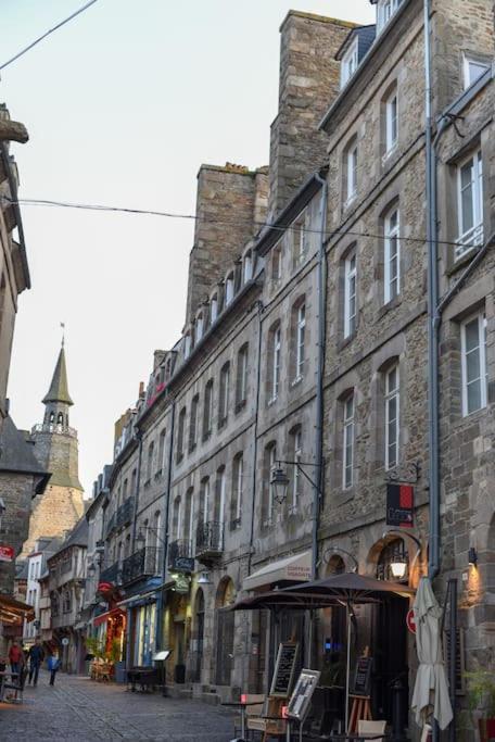 Les Remparts De Dinan . F3 Intramuros. Avec Wifi Zewnętrze zdjęcie