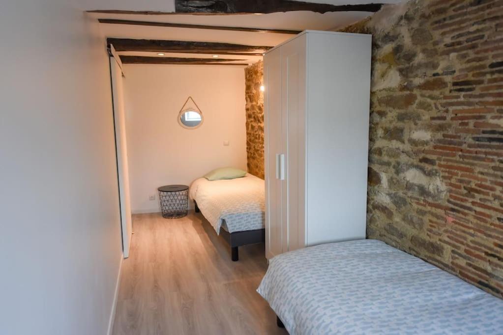 Les Remparts De Dinan . F3 Intramuros. Avec Wifi Zewnętrze zdjęcie